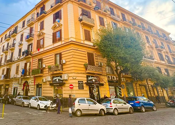 Piccini 4* ナポリ