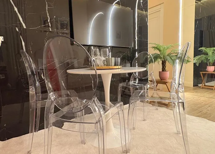 Piccini 4* نابولي