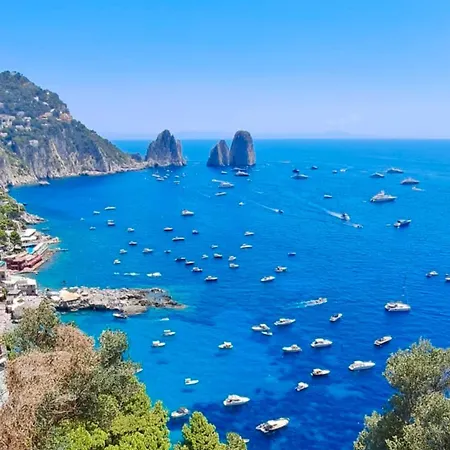 Piccini 4* ナポリ