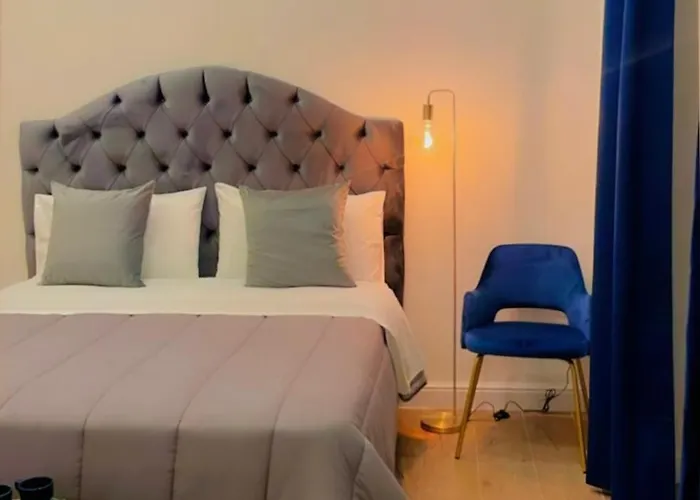 Piccini בית הארחה נאפולי